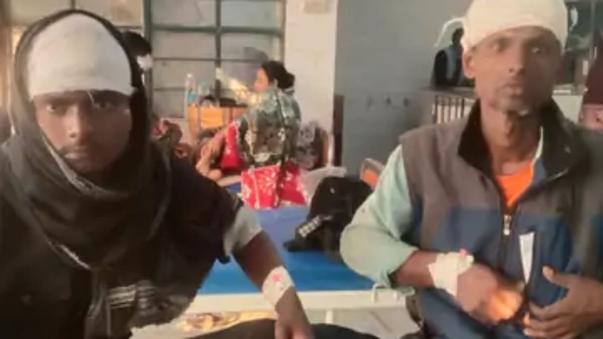 भागलपुर में अंधविश्वास का खूनी खेल, दरवाजे पर तंत्र-मंत्र के विवाद में तलवारबाजी, एक ही परिवार के 5 लोग घायल