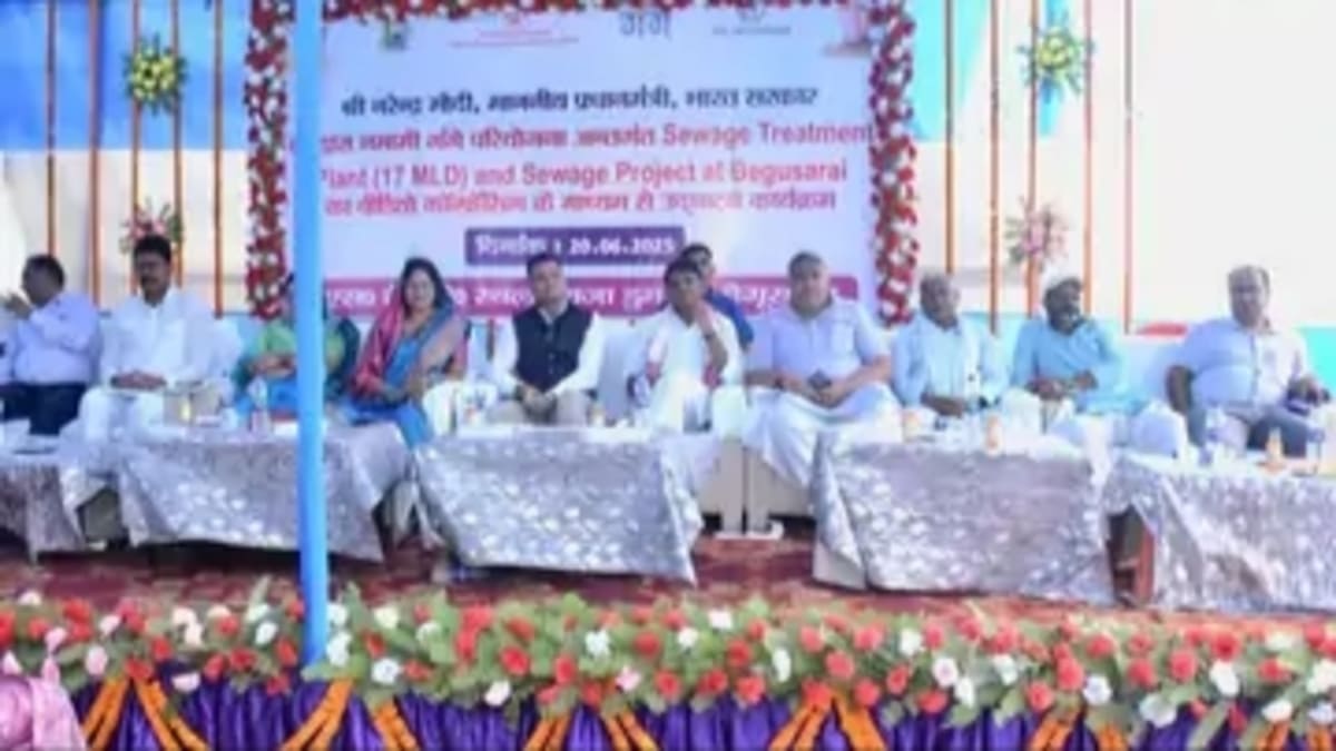 ​बेगूसराय में 17 साल और 237 करोड़ के बाद भी सीवरेज प्रोजेक्ट अधूरा, पटना हाईकोर्ट में PIL दाखिल, PM को गुमराह करने का आरोप