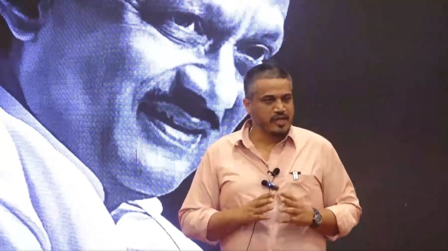 ‘VSR कंपनी को बचाया जा रहा है…’, अजित पवार प्लेन क्रैश पर रोहित ने मांगा एविएशन मिनिस्टर का इस्तीफा