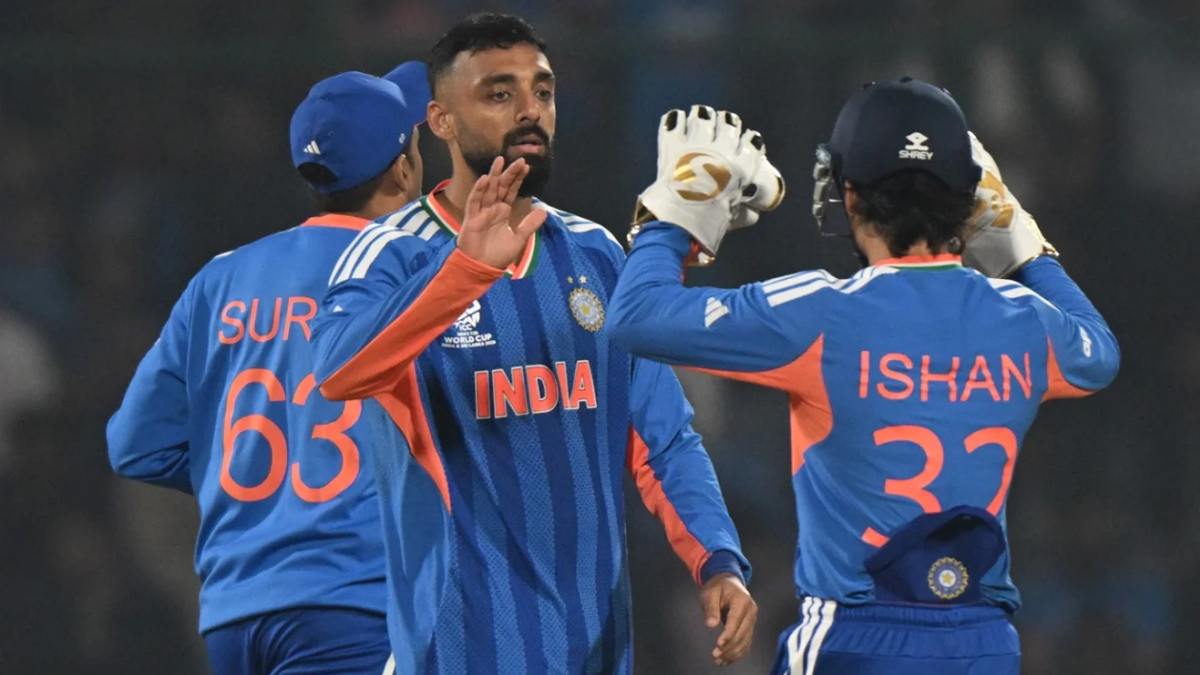 IND vs NAM, T20 World Cup 2026 : भारत ने नामीबिया को 93 रन से हराया, टी20 विश्वकप में लगातार 10वीं जीत, ईशान-पांड्या ने लगाई फिफ्टी, चक्रवर्ती ने झटके 3 विकेट