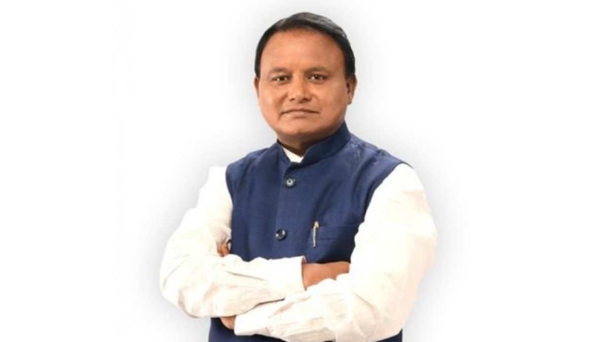 ओडिशा की बेटियों ने रचा इतिहास: ASMITA रग्बी लीग के तीनों खिताबों पर कब्जा, मुख्यमंत्री मोहन चरण माझी ने दी बधाई