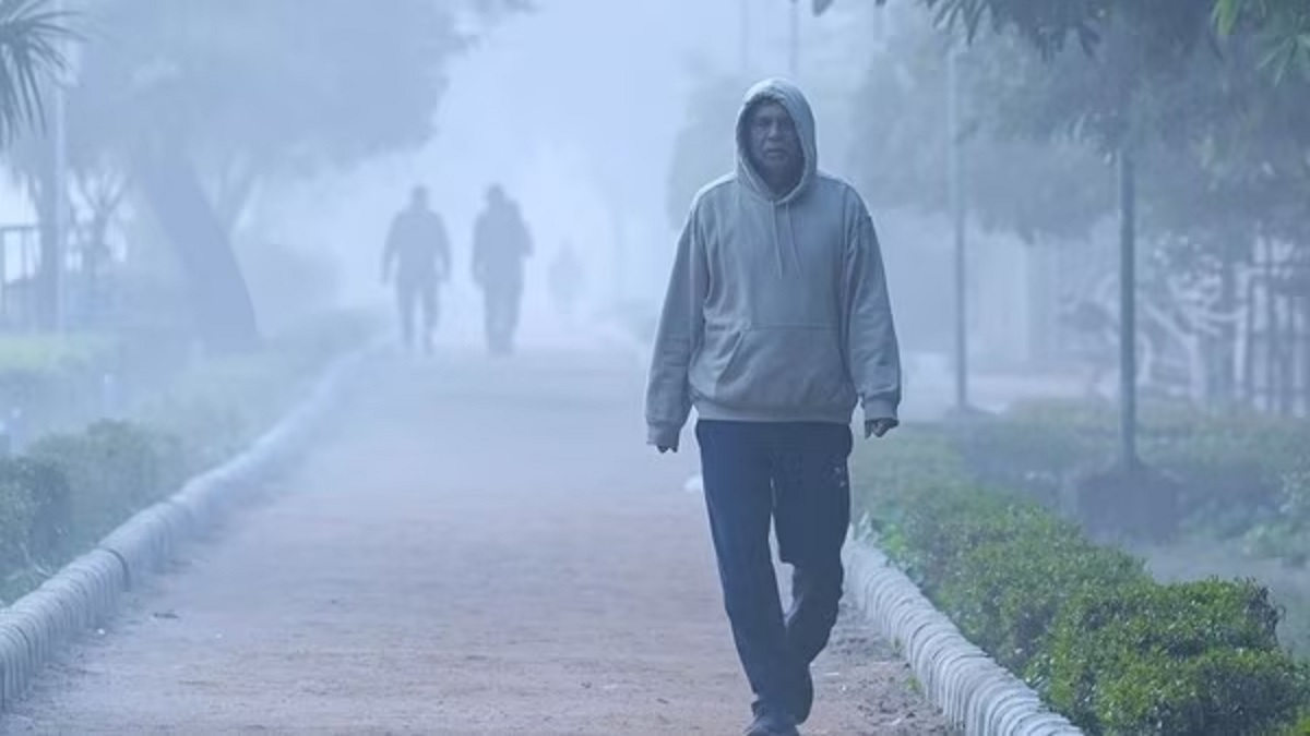 Bihar Weather Report: बिहार में मौसम ने फिर से ली करवट, दो दिनों तक बारिश और कोहरे का अलर्ट जारी, जानें अपने जिलों का हॉल?