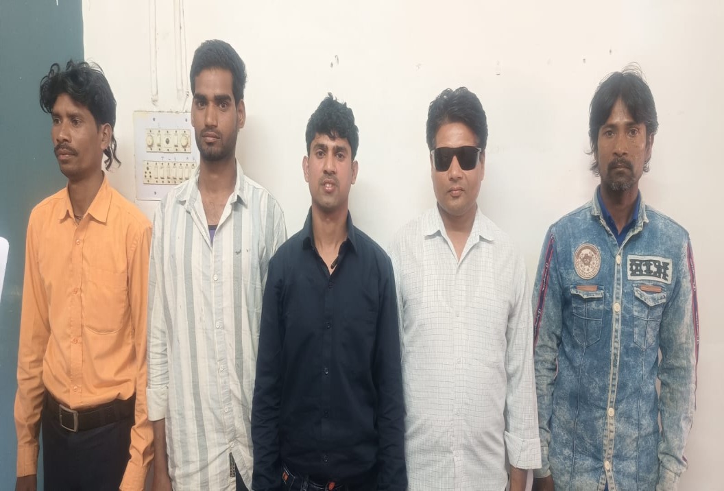 CG News : प्रार्थना सभा की आड़ में धर्मांतरण का आरोप, पास्टर समेत 5 आरोपी गिरफ्तार