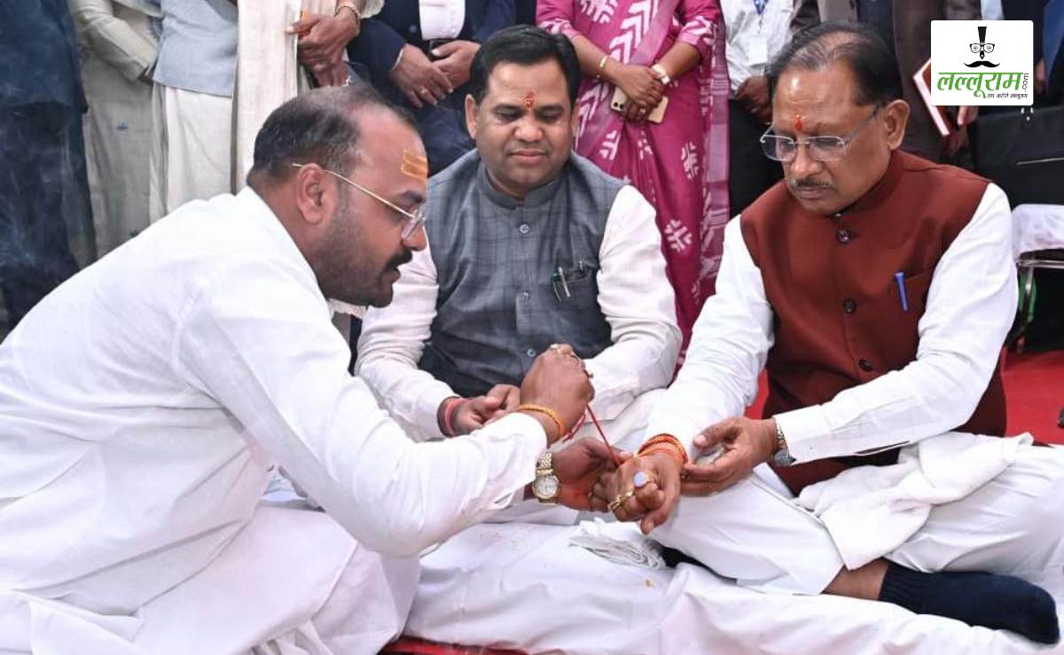 CM साय ने GPM में नए जिला अस्पताल भवन का किया भूमिपूजन, जिले की 52 ग्राम पंचायतों को टीबी मुक्त और 71 ग्राम पंचायतों को बाल विवाह मुक्त किया घोषित, कहा—स्वस्थ समाज ही समृद्ध राज्य की नींव