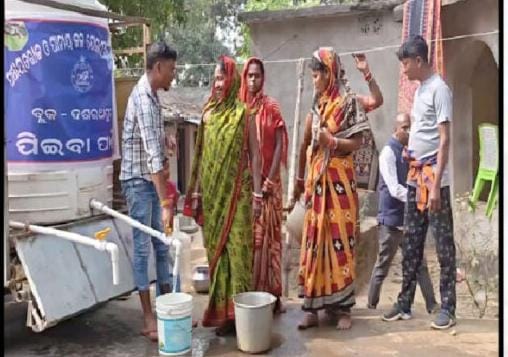 जाजपुर में पीने का पानी बन रहा जहर ! मर रहे  लोग, कब खत्म होगा सरकार का विशुद्ध पानी सप्लाई का प्रोजेक्ट ?