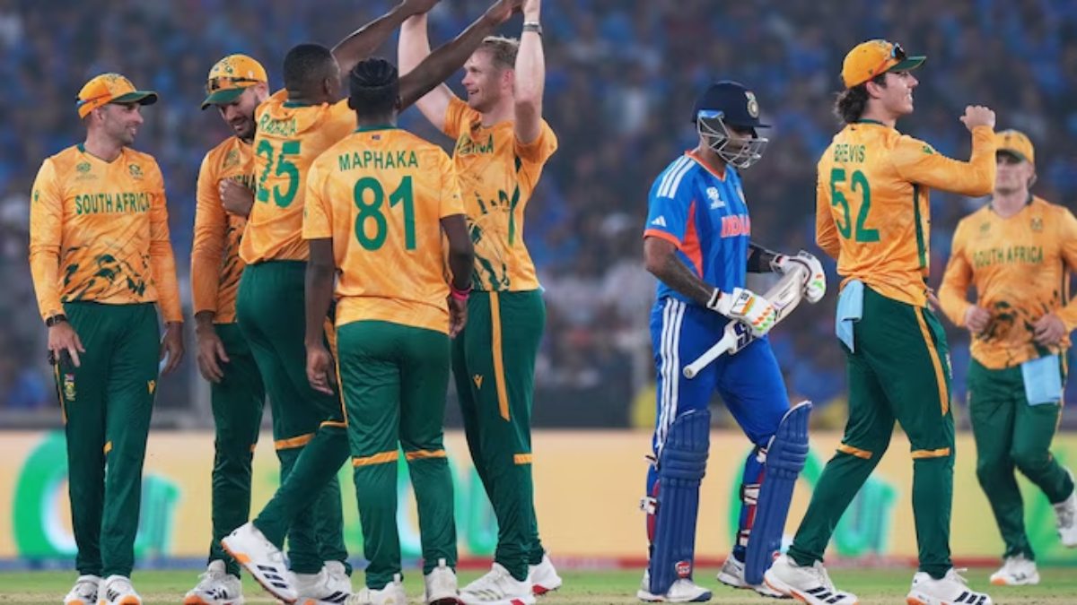 IND vs SA T20 World Cup 2026: सुपर-8 के पहले इम्तिहान में भारत को 76 रनों से मिली हार, दक्षिण अफ्रीका का शानदार प्रदर्शन, यानसेन ने झटके 4 विकेट