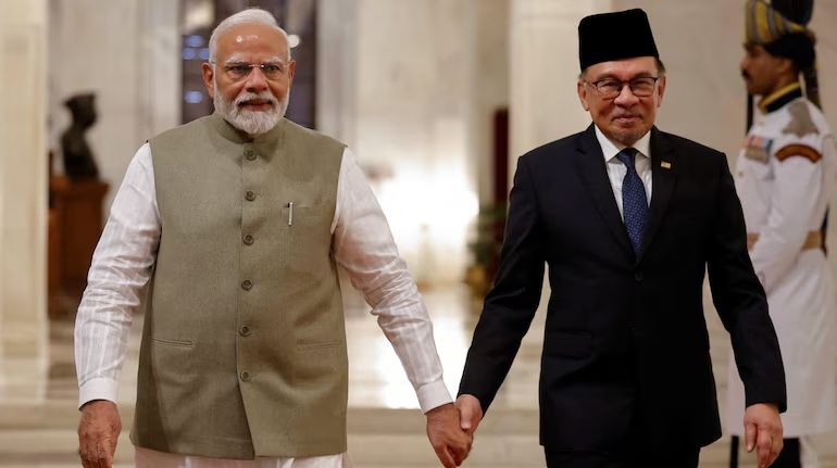 आज से मलेशिया दौरे पर पीएम मोदी, स्वागत में 800 से ज्यादा कलाकार करेंगे डांस ; रक्षा-व्यापार सहयोग पर होगी बड़ी चर्चा