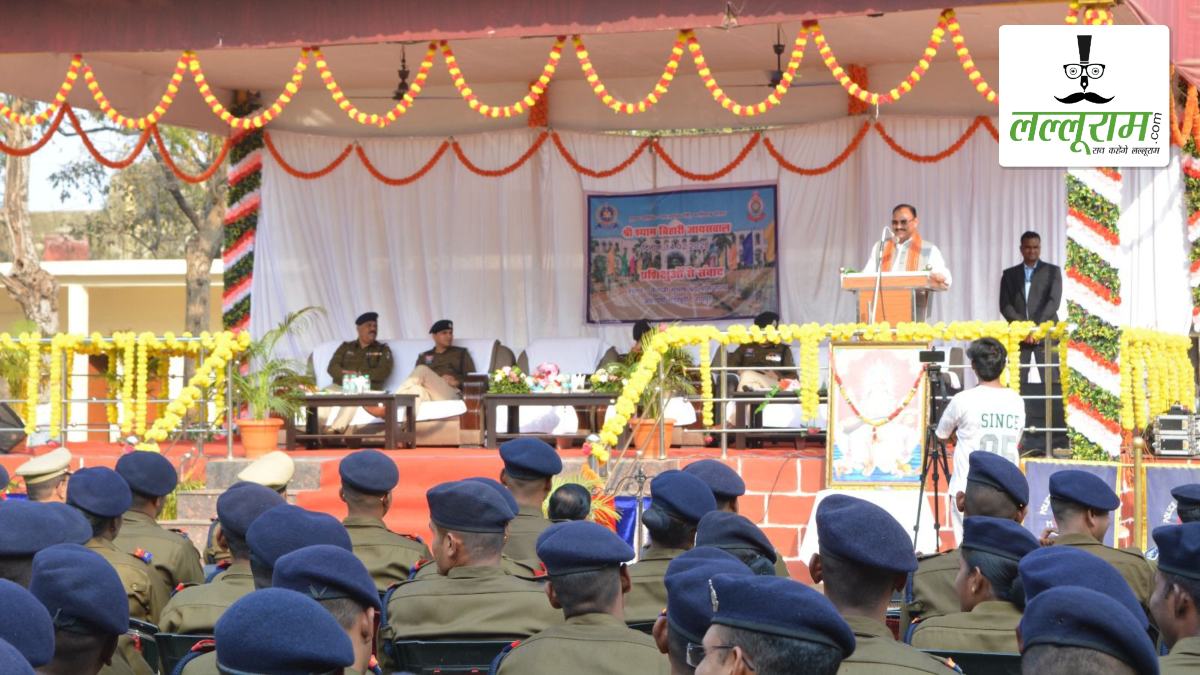 पुलिस अकादमी में 870 प्रशिक्षु उप निरीक्षकों के लिए संवादात्मक प्रशिक्षण कार्यक्रम शुरू: मंत्रियों ने किया सीधा संवाद, श्याम बिहारी बोले– पुलिस की भूमिका केवल कानून-व्यवस्था तक सीमित नहीं, बल्कि समाज में विश्वास कायम करना भी प्रमुख जिम्मेदारी