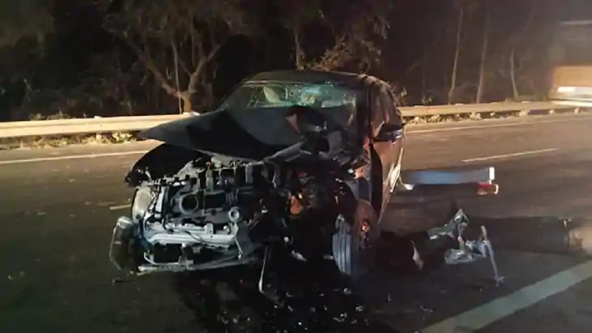 बिहार: सड़क हादसे में जदयू नेता की दर्दनाक मौत, 3 अन्य दोस्तों की हालत गंभीर