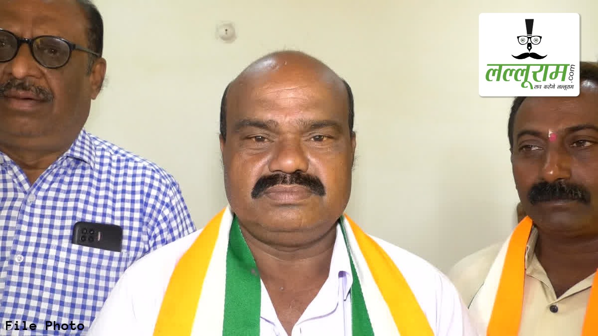 CG News: सड़क जाम करना कांग्रेस विधायक को पड़ा भारी, 12 समर्थकों सहित पुलिस ने किया गिरफ्तार