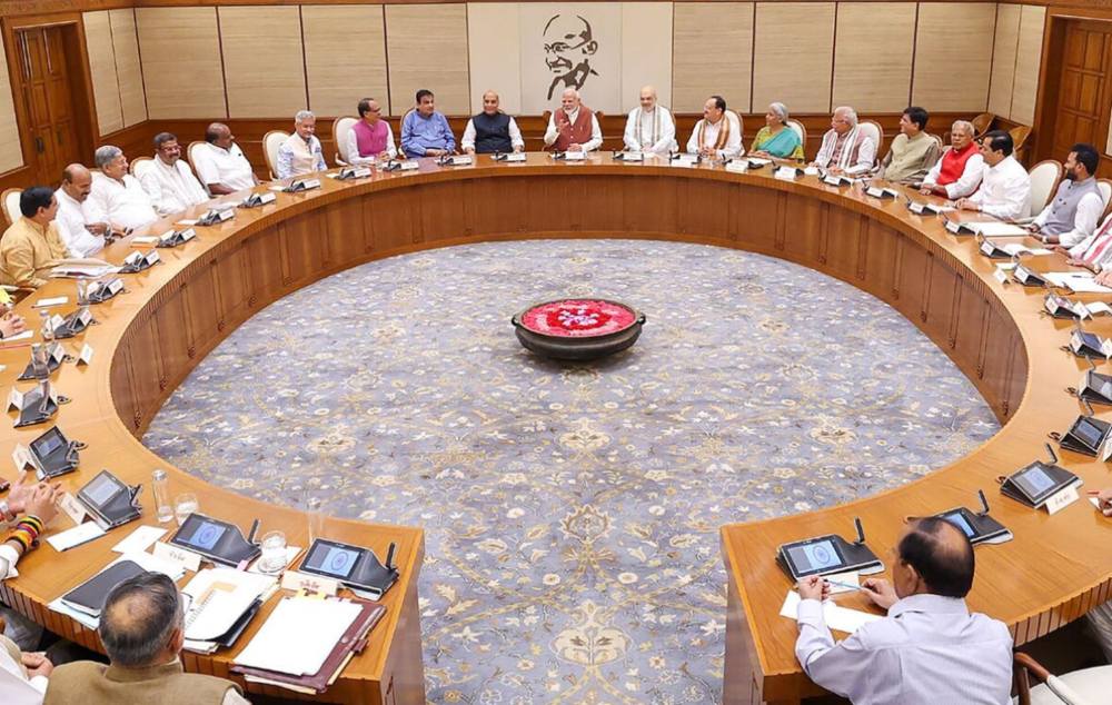 केरल का नाम ‘केरलम’ हुआः मोदी कैबिनेट की बैठक में नाम बदलने के प्रस्ताव पर लगी मुहर, 12 हजार करोड़ के फैसले को मिली मंजूरी, सेवातीर्थ में हुई पहली बैठक