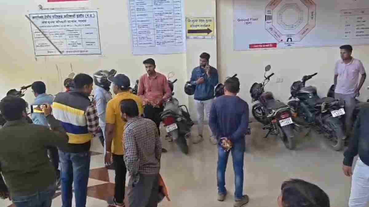 नाबालिग से रेप के बाद आरटीओ की बड़ी कार्रवाई: इंदौर में 12 रेपिडो बाइक जप्त, ऐप बंद करने का नोटिस