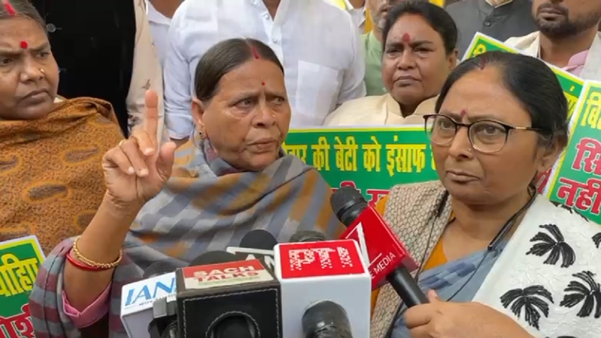 ‘मंत्री और उनके आदमी शामिल’, पटना नीट छात्रा मौत मामले पर पूर्व CM राबड़ी देवी का बड़ा बयान, सरकार पर लगाया गंभीर आरोप