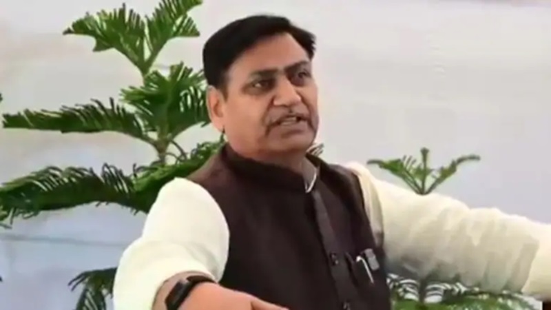 Rajasthan Politics: दिल्ली से क्या खजाना लाए CM? डोटासरा ने विधानसभा में गिनाए आंकड़े, बजट को बताया हेडलाइन मैनेजमेंट