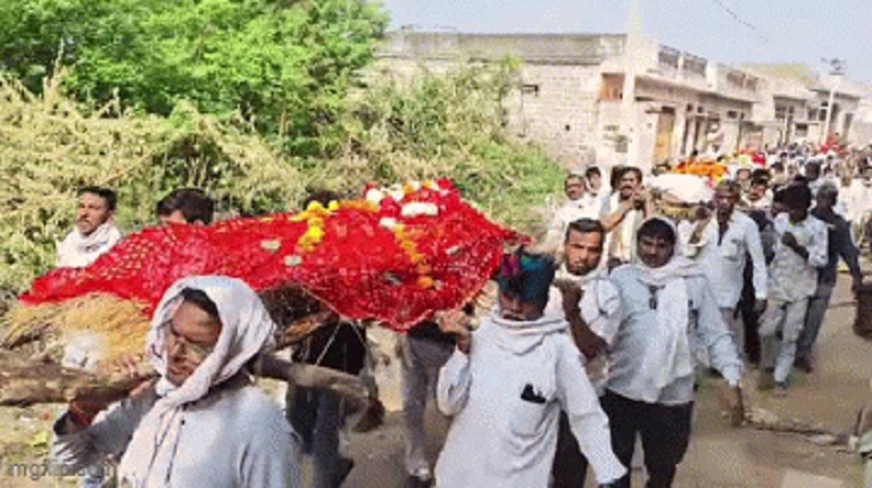 Rajasthan News: बहन का मायरा भरकर लौट रहा था परिवार, एक साथ जलीं 5 चिताएं, गांव में नहीं जला चूल्हा