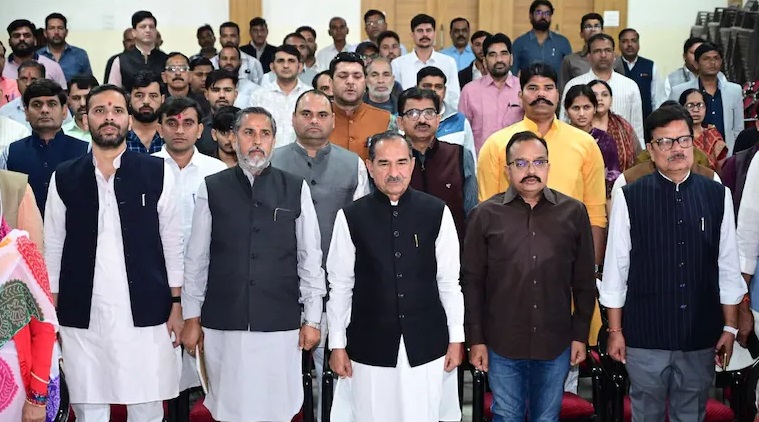 Rajasthan News: जांका गुरु भी अंधला… मदन राठौड़ ने कबीर का दोहा पढ़ कांग्रेस को घेरा, बीकानेर दुष्कर्म कांड पर दिया बड़ा बयान