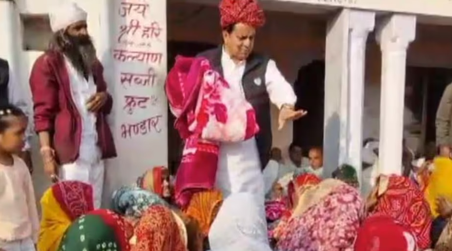 Rajasthan News: BJP नेता ने मुस्लिम महिलाओं को कंबल देने से किया इनकार, कहा- मोदी को गाली देने वालों को हक नहीं…