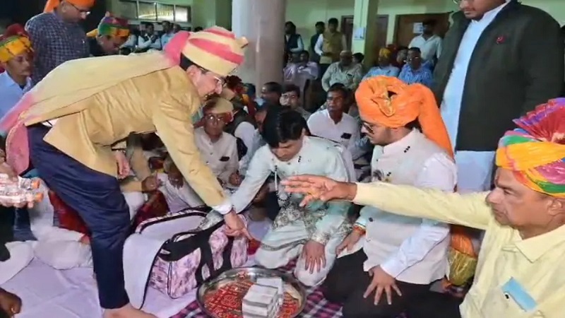 Rajasthan News: 25 तोला सोना-चांदी के गहने 8100000 कैश… ब्राह्मण समाज में अब तक किसी ने नहीं भरा इतना मायरा