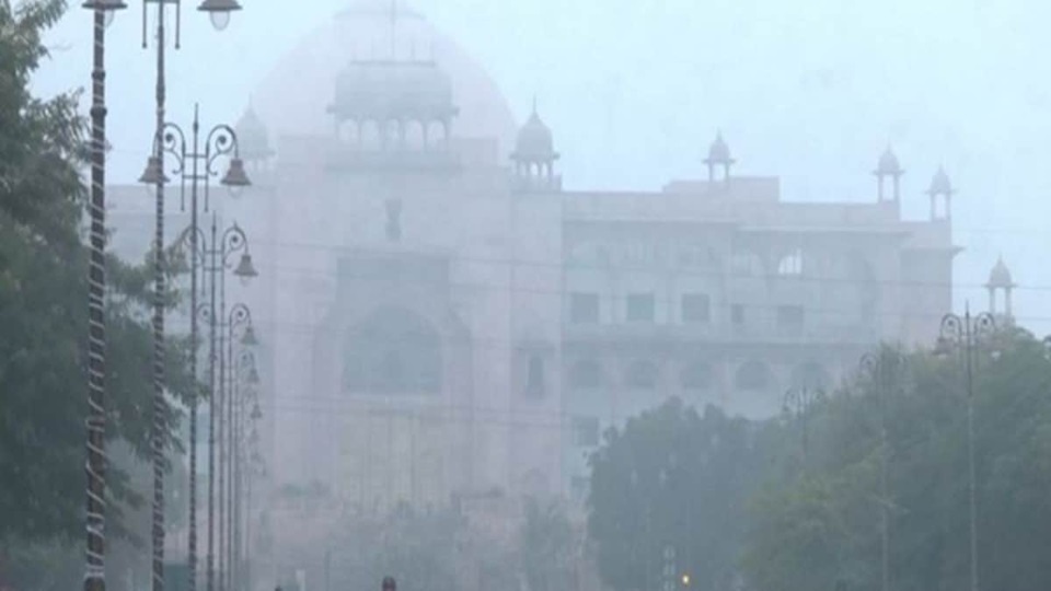 Rajasthan Weather: पश्चिमी विक्षोभ ने बदला मौसम का मिजाज, कहीं बारिश तो कहीं ओलावृष्टि, 5 जिलों में येलो अलर्ट