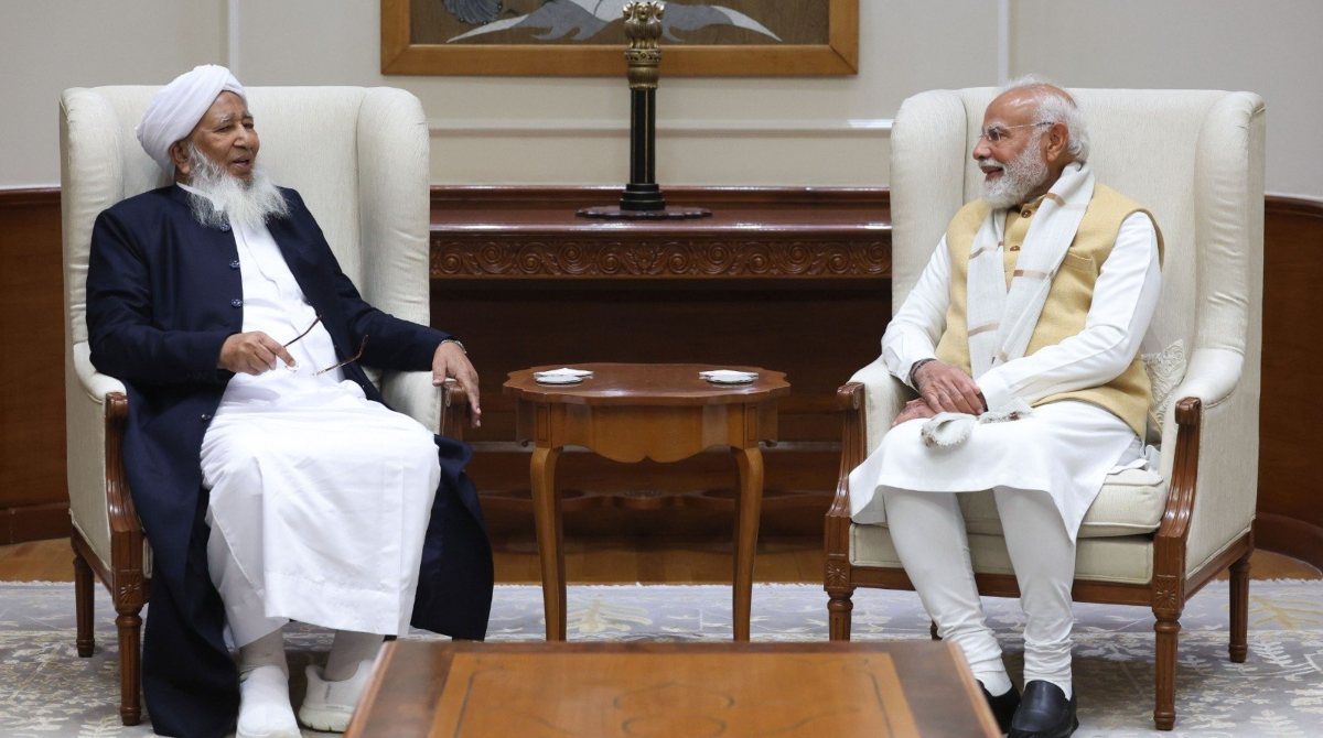 पीएम मोदी ने भारत के ग्रैंड मुफ्ती शेख अबू बकर अहमद से की मुलाकात, 5 राज्यों में होने वाले विस चुनाव से पहले यह मुलाकात काफी अहम, इनके बारे में जानिए