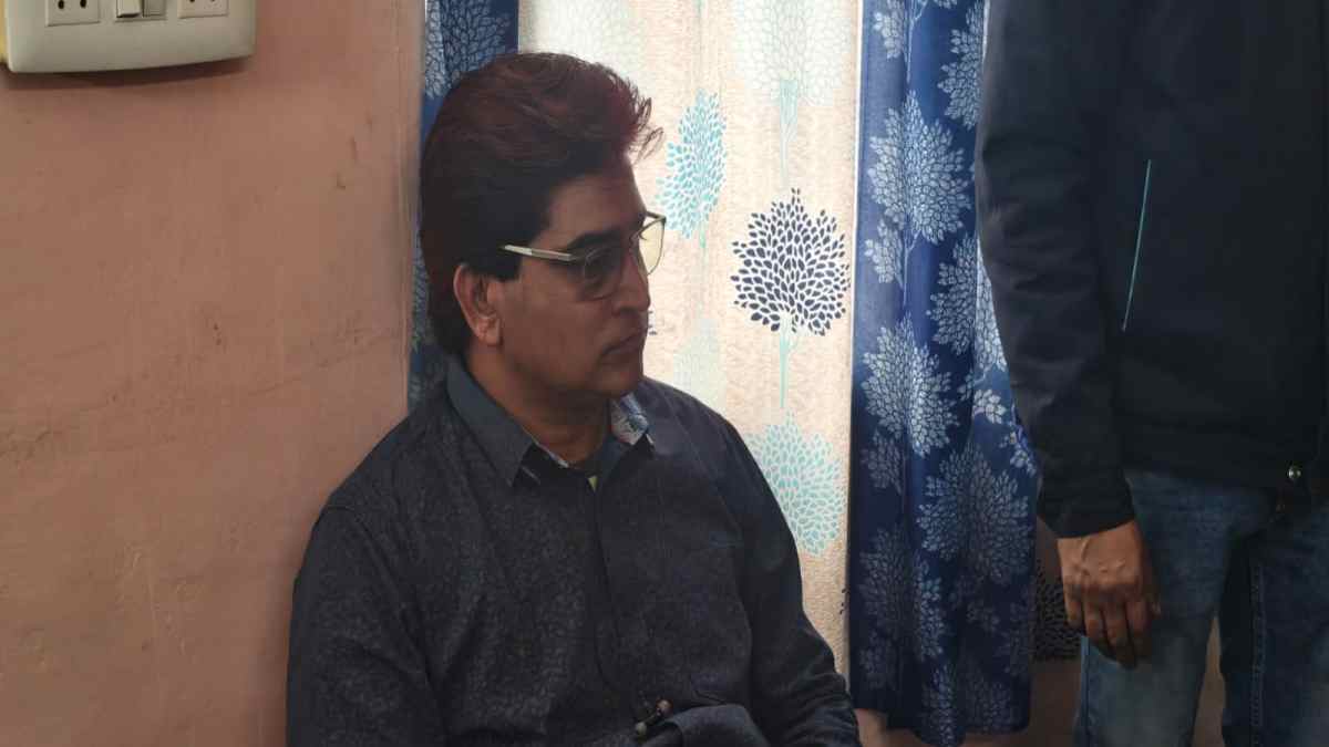 छिंदवाड़ा में लोकायुक्त की रेड: ‘पुष्पा’ की शिकायत पर CMHO कार्यालय का कंप्यूटर ऑपरेटर गिरफ्तार, इस काम के बदले मांगे थे 50 हजार रुपए