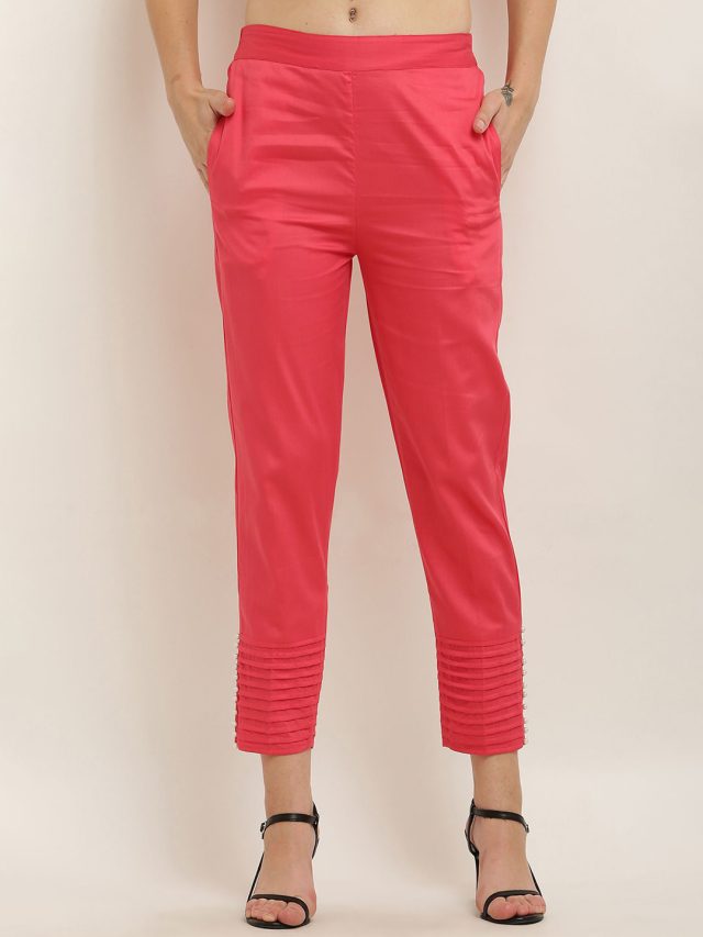 Trouser Designs: ऑफिस में प्रोफेशनल लुक के लिए बेस्ट हैं ये ट्राउजर