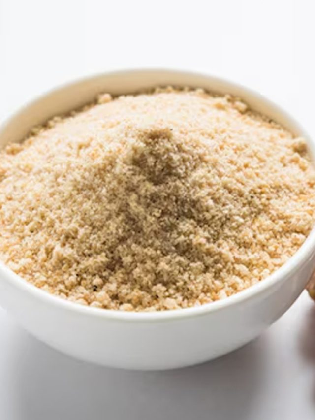 Vastu Upay: होलिका दहन पर  जरूर करें हींग का ये उपाय, घर से दूर होगी नकारात्मकता