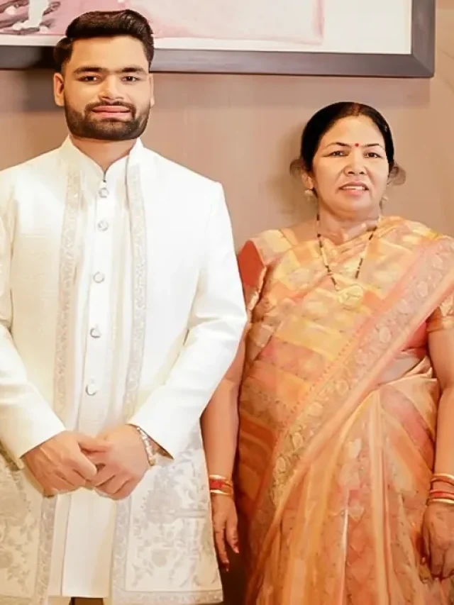 Vina Devi: रिंकू सिंह की मां वीना देवी कौन हैं?  परिवार में हैं ये सदस्य