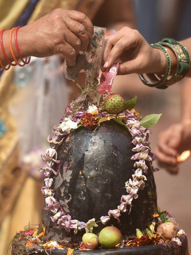 Mahashivratri Special: महाशिवरात्रि पर शिवलिंग पर क्यों चढ़ाया जाता है बेर?