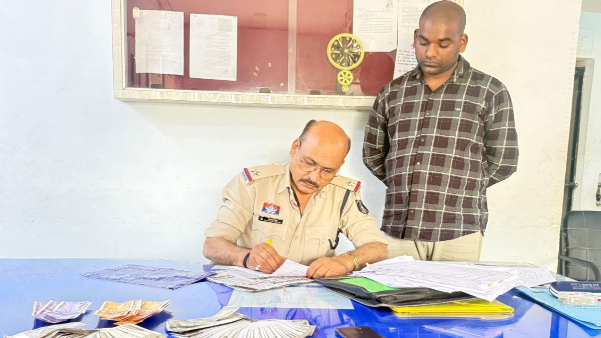 झांसा, ठगी और करतूत : सरकारी नौकरी का झांसा देकर 25 लाख की ठगी, फिर पीड़ितों पर दबाव बनाने आरोपी ने परिजनों से करवाया गुमशुदगी दर्ज