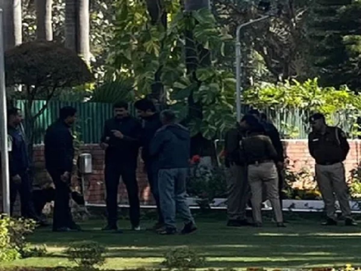 हाईकोर्ट जस्टिस की कोठी में गिरा ड्रोन, मचा हड़कंप