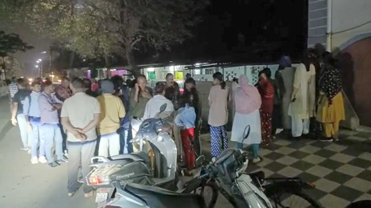 CG News : घर के बाथरूम में मिली ट्यूशन टीचर की जली लाश, सुसाइड या मर्डर, जांच जारी