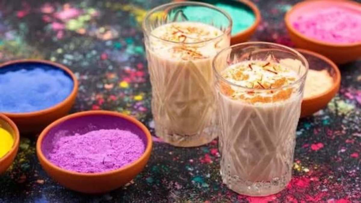 Holi 2026 : ठंडाई के बिना अधूरा रह जाएगा होली खेलने का मजा, यहां जानें खसखस ठंडाई बनाने की रेसिपी…