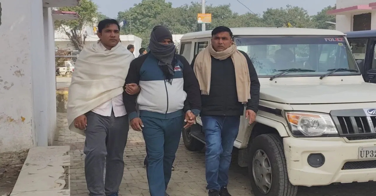 सैलरी से पेट नहीं भरता? इंस्पेक्टर 50000 रिश्वत लेते गिरफ्तार, जेल भेजने की धमकी देकर रिश्वत की मांग की थी।