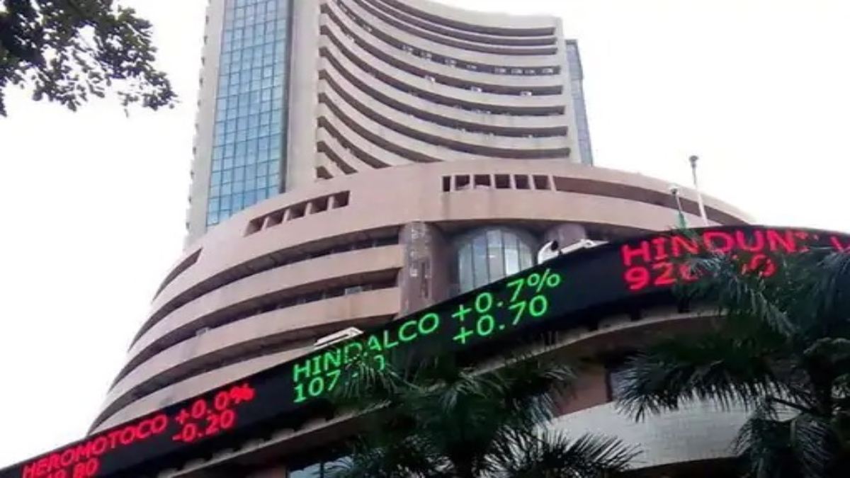 Share Market Update : सेंसेक्स में 300 अंकों की तेजी, निफ्टी भी उछला, जानिए कहां खरीदारी ?