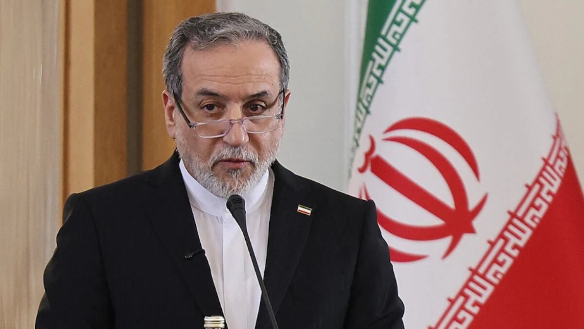 अमेरिका-ईरान के बीच दूसरे दौर की परमाणु वार्ता आज, जिनेवा पहुंचे अराघची; इन शर्तों पर परमाणु समझौते को तैयार तेहरान