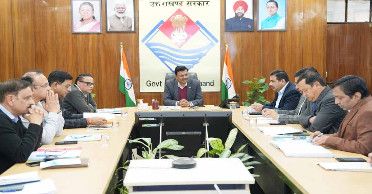 रोपवे परियोजनाओं के विकास को लेकर मुख्य सचिव आनंद बर्द्धन ने ली बैठक, अधिकारियों को दिए अहम निर्देश