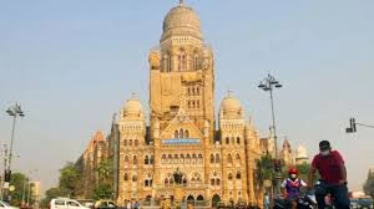 भारत की इकोनॉमिक कैपिटल शहर ने बड़े-बड़े राज्यों को छोड़ा पीछे! क्या 81,000 करोड़ से बदलेगी मायानगरी की सूरत?