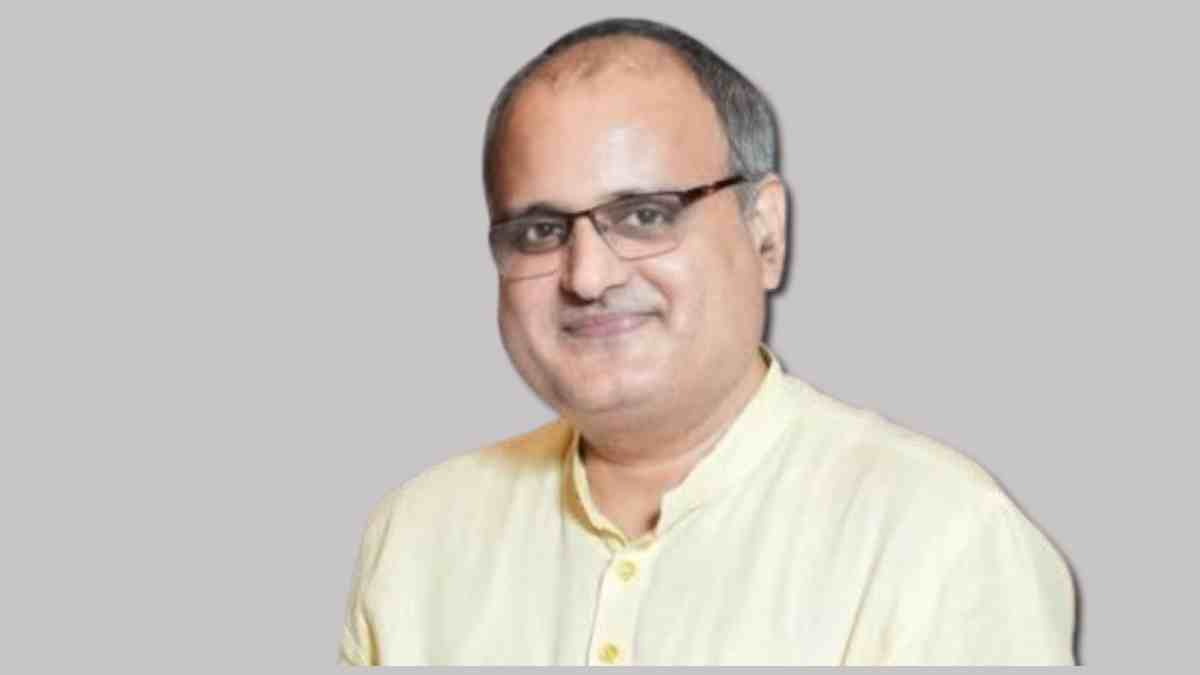 आलेख : बस्तरियों के रक्त से रंजित ‘हाथ’ कांग्रेस के – पंकज झा