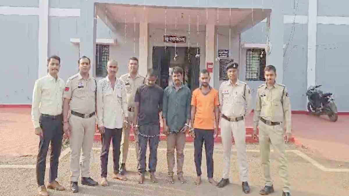 CG News : गाड़ी का किस्त पटाने चुराया 900 कट्टा धान से भरा ट्रक, सलाखों के पीछे चार आरोपी