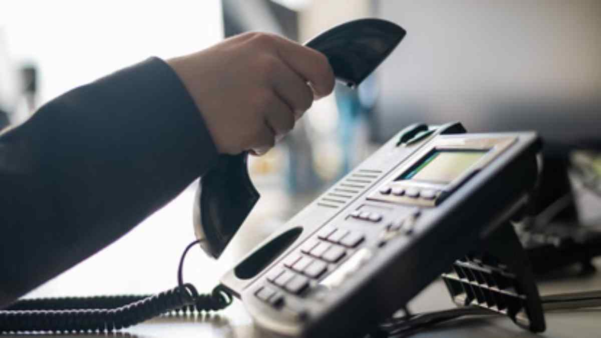 बोर्ड परीक्षा से पहले शुरू हुई हेल्पलाइन सेवा, छात्रों को मिलेगी हर मदद