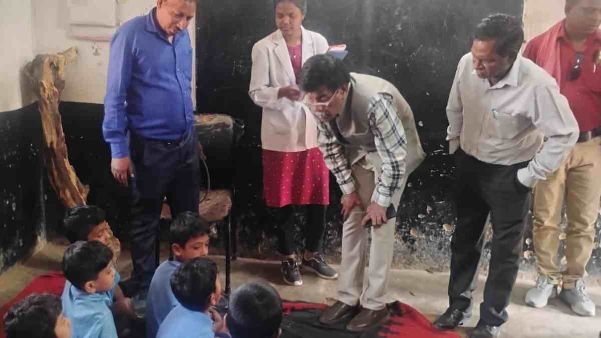 CG News : मिड-डे मील के बाद छात्रों की बिगड़ी तबीयत, प्रशासन अलर्ट