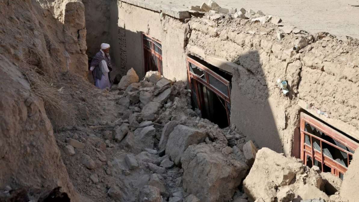 अफगानिस्तान पर पाकिस्तान की एयर स्ट्राइक, आतंकी ठिकानों को निशाना बनाने का दावा, 19 लोगों की मौत