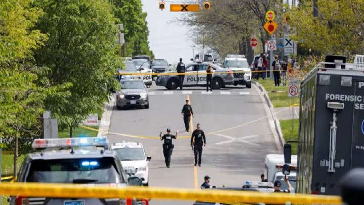 कनाडा में टंबलर रिज स्कूल गोलीबारी से दहला, क्लासरूम बना जंग का मैदान, फायरिंग में 10 की मौत, 25 घायल