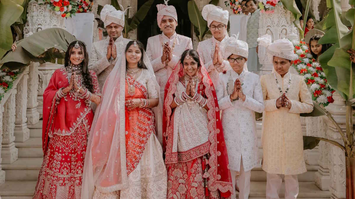 मोह-माया छोड़कर राजधानी रायपुर के 8 लोग निकले वैराग्य की राह पर, माता-पिता के साथ उनके दोनों बेटे भी लेेंगे दीक्षा…