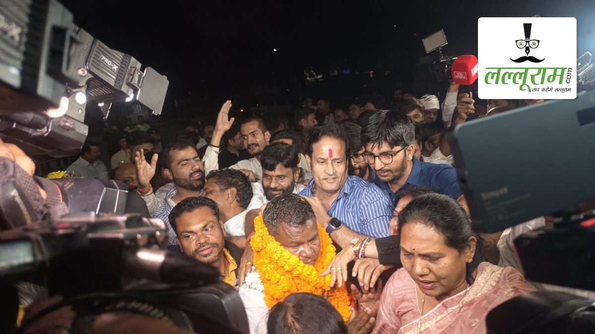 Kawasi Lakhma Released : सालभर बाद जेल से बाहर आए पूर्व मंत्री कवासी लखमा, स्वागत करने समर्थकों की उमड़ी भीड़