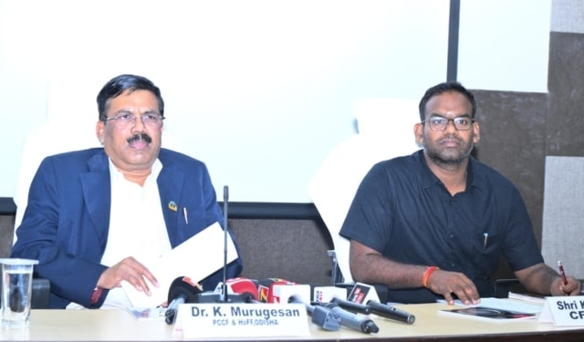 ओडिशा वन विभाग ने गर्मियों में जंगल की आग को रोकने के लिए मिनी ड्रोन किए तैनात, जारी किया गया हेल्पलाइन नंबर