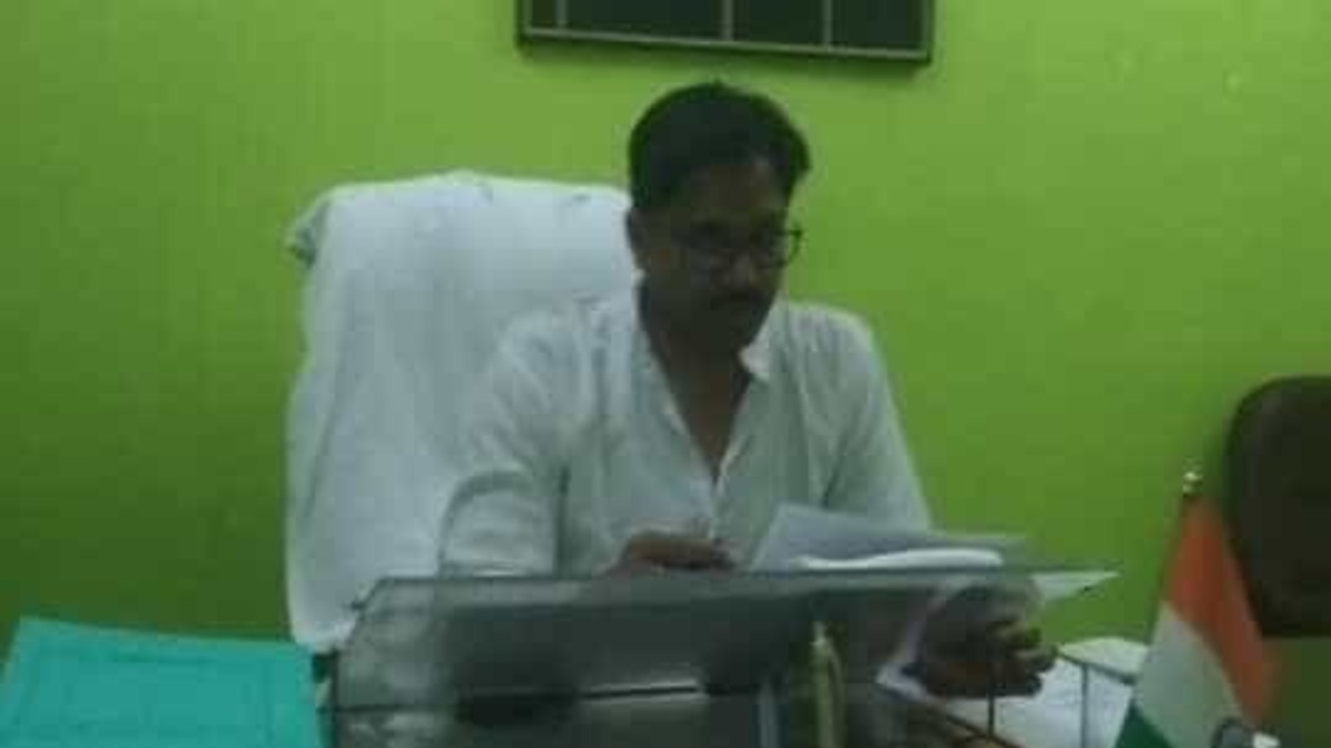 बिहार में होली पर मुर्गा बेचने के लिए लेना होगा लाइसेंस, खुले में दुकान लगाने पर पाबंदी