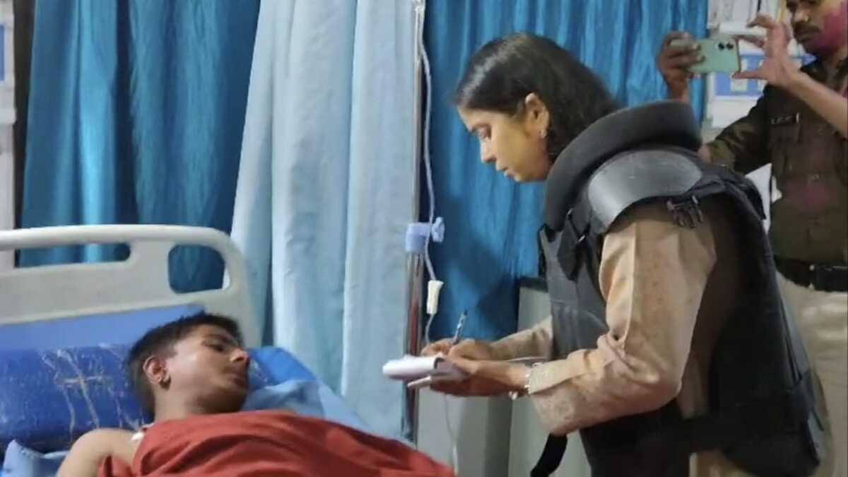 ​होली के जश्न के बीच मुजफ्फरपुर में खूनी संघर्ष, आपसी विवाद में युवक को मारी गोली, ICU में भर्ती