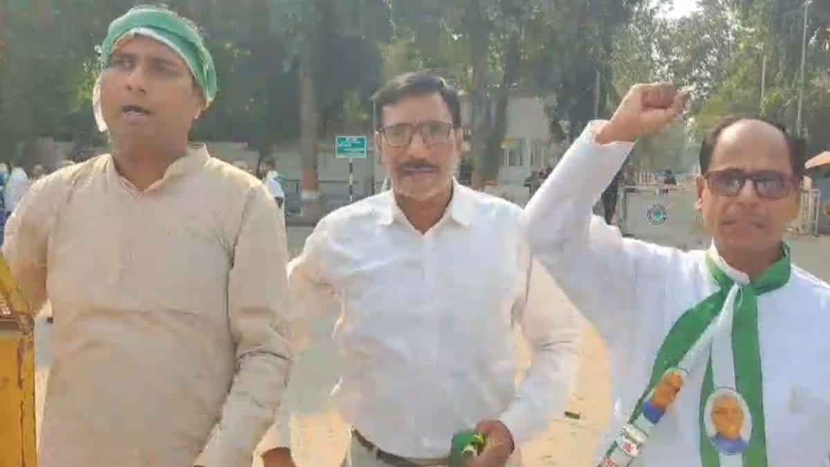 नीतीश कुमार के राज्यसभा जाने की चर्चा से रो पड़े कार्यकर्ता, CM हाउस के बाहर हाई-वोल्टेज ड्रामा